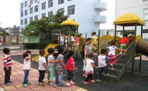 韩版苹果12有什么区别吗:孩子有必要去私立幼儿园吗？私立幼儿园和公立有什么区别？
